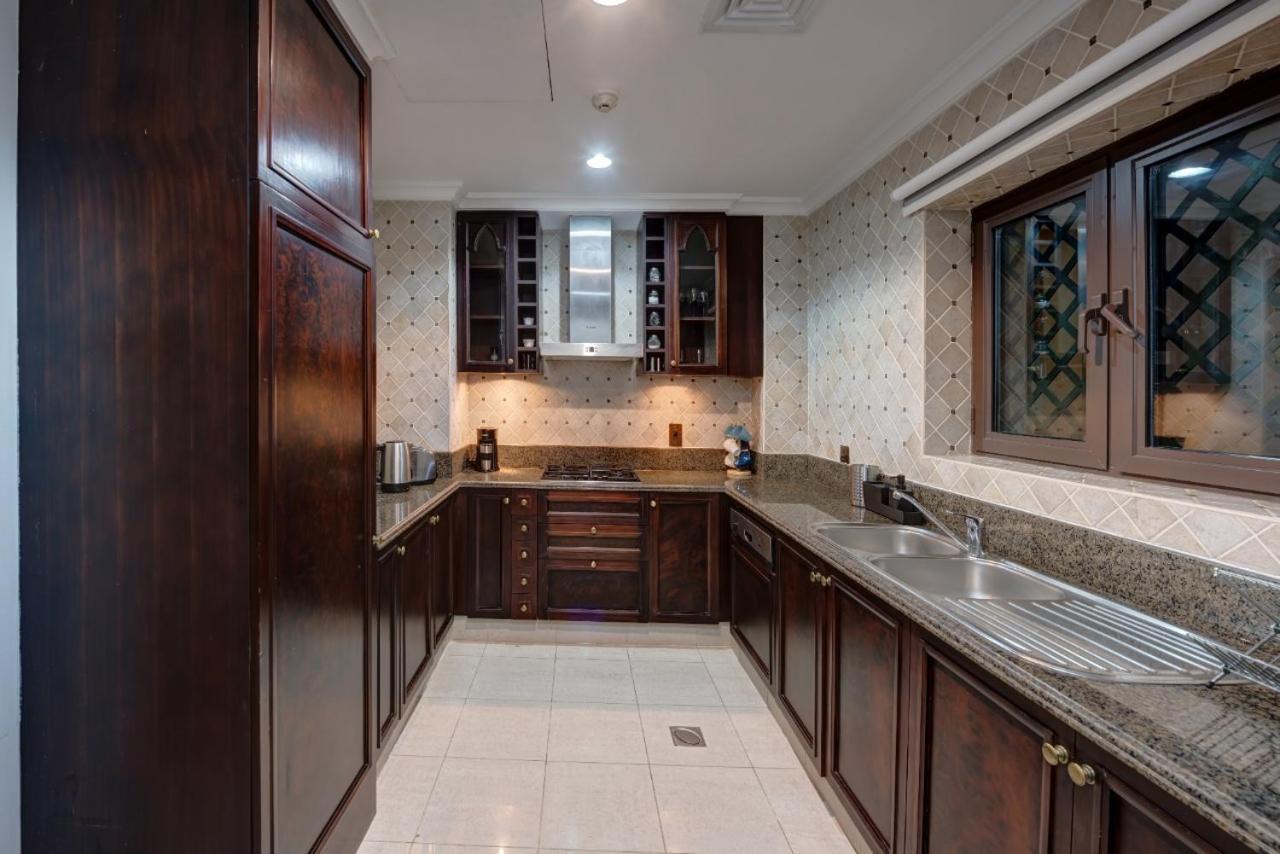 Apartment Durrani Homes - Persian Luxury At Souk Al Bahar With Private Jaccuzi *